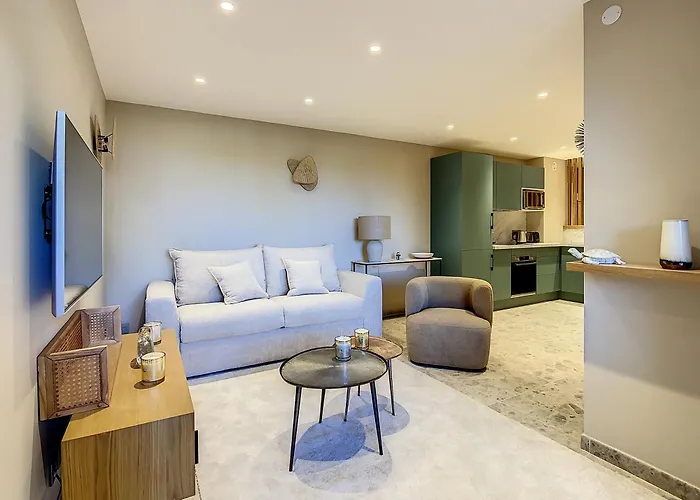 Paradise- Saint-tropez- Piscine Апартаменти Сен-Тропе