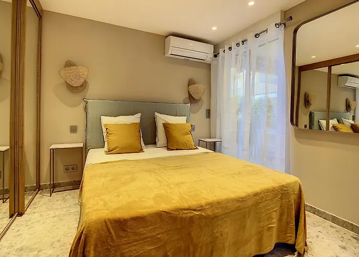 Paradise- Saint-tropez- Piscine Апартаменти *